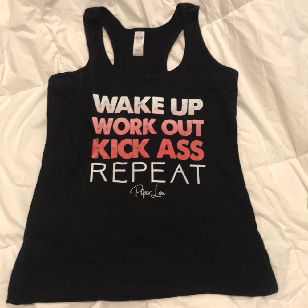 Black workout tank